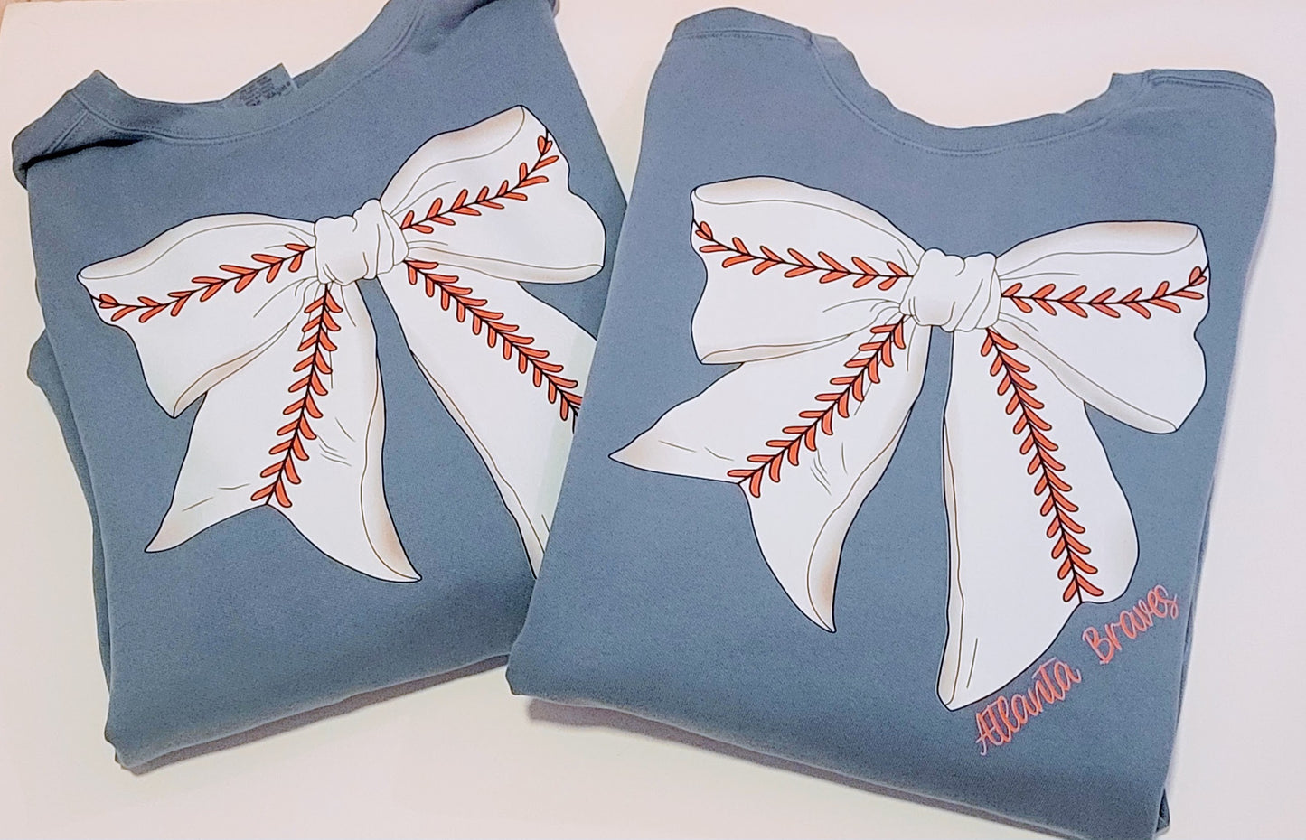 Braves Bow Tee