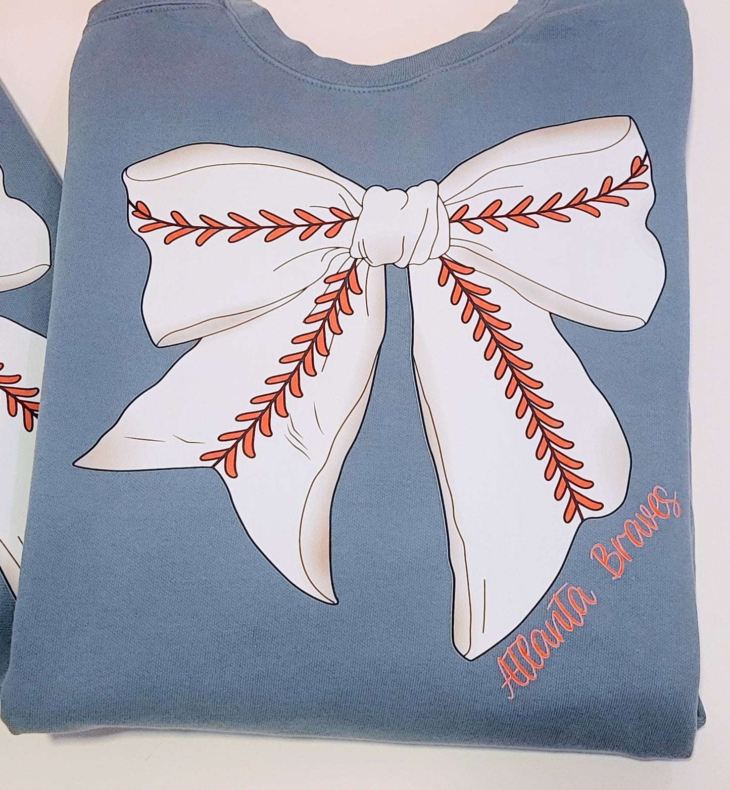 Braves Bow Tee